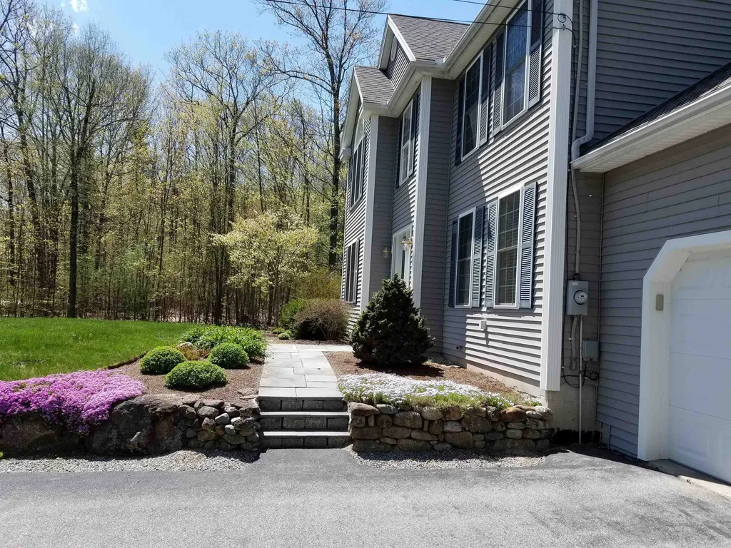617 Foster Hill Road Henniker NH 03242