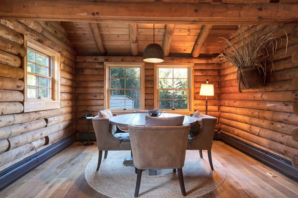 3369 Hartland Hill Road Woodstock VT 05091