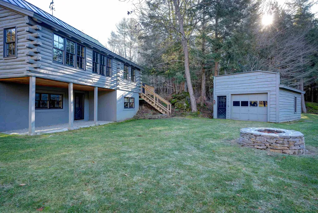 3369 Hartland Hill Road Woodstock VT 05091