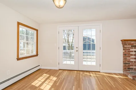 14 Cole Street Salem NH 03079
