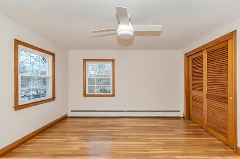 14 Cole Street Salem NH 03079
