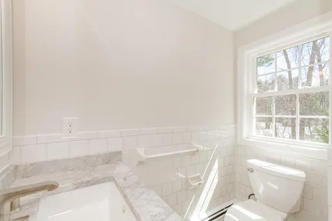 14 Cole Street Salem NH 03079