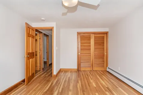 14 Cole Street Salem NH 03079