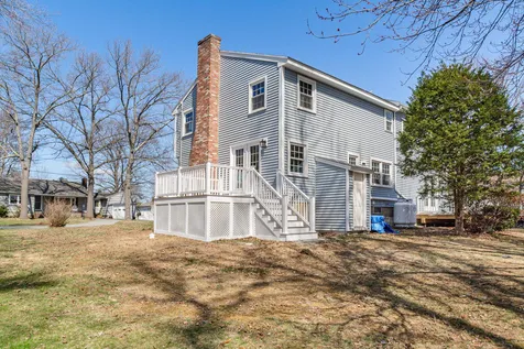 14 Cole Street Salem NH 03079