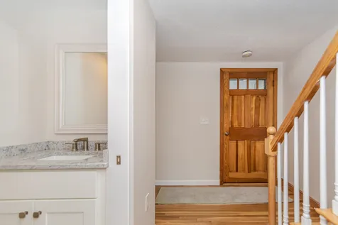 14 Cole Street Salem NH 03079