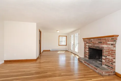 14 Cole Street Salem NH 03079