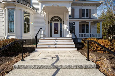 87 Front Street Exeter NH 03833