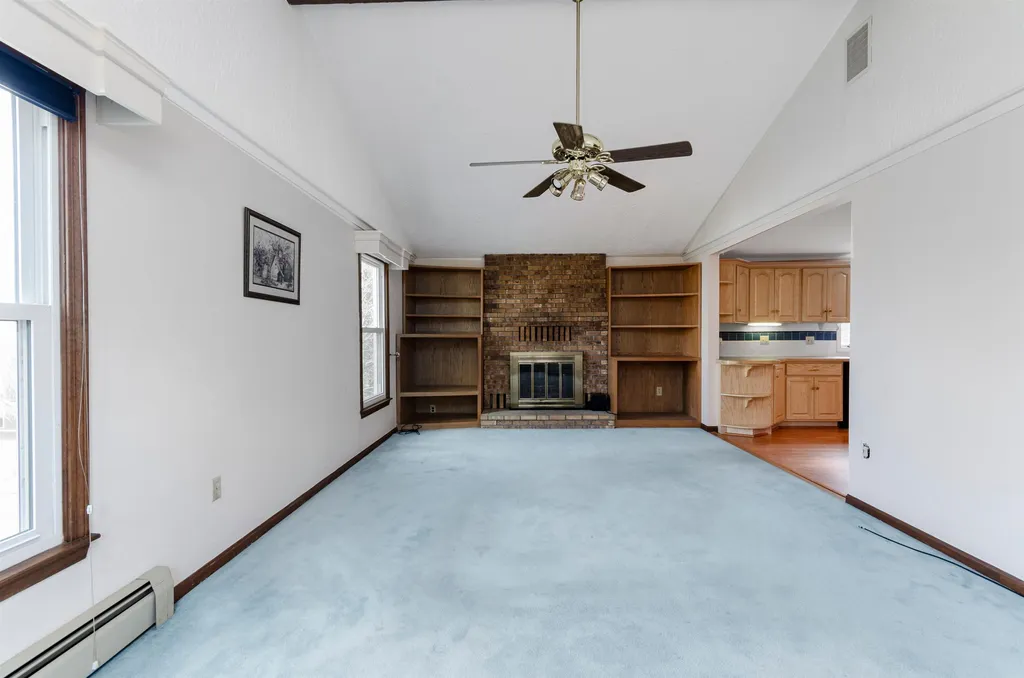 53 Parrish Hill Drive Nashua NH 03063