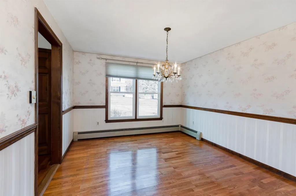 53 Parrish Hill Drive Nashua NH 03063