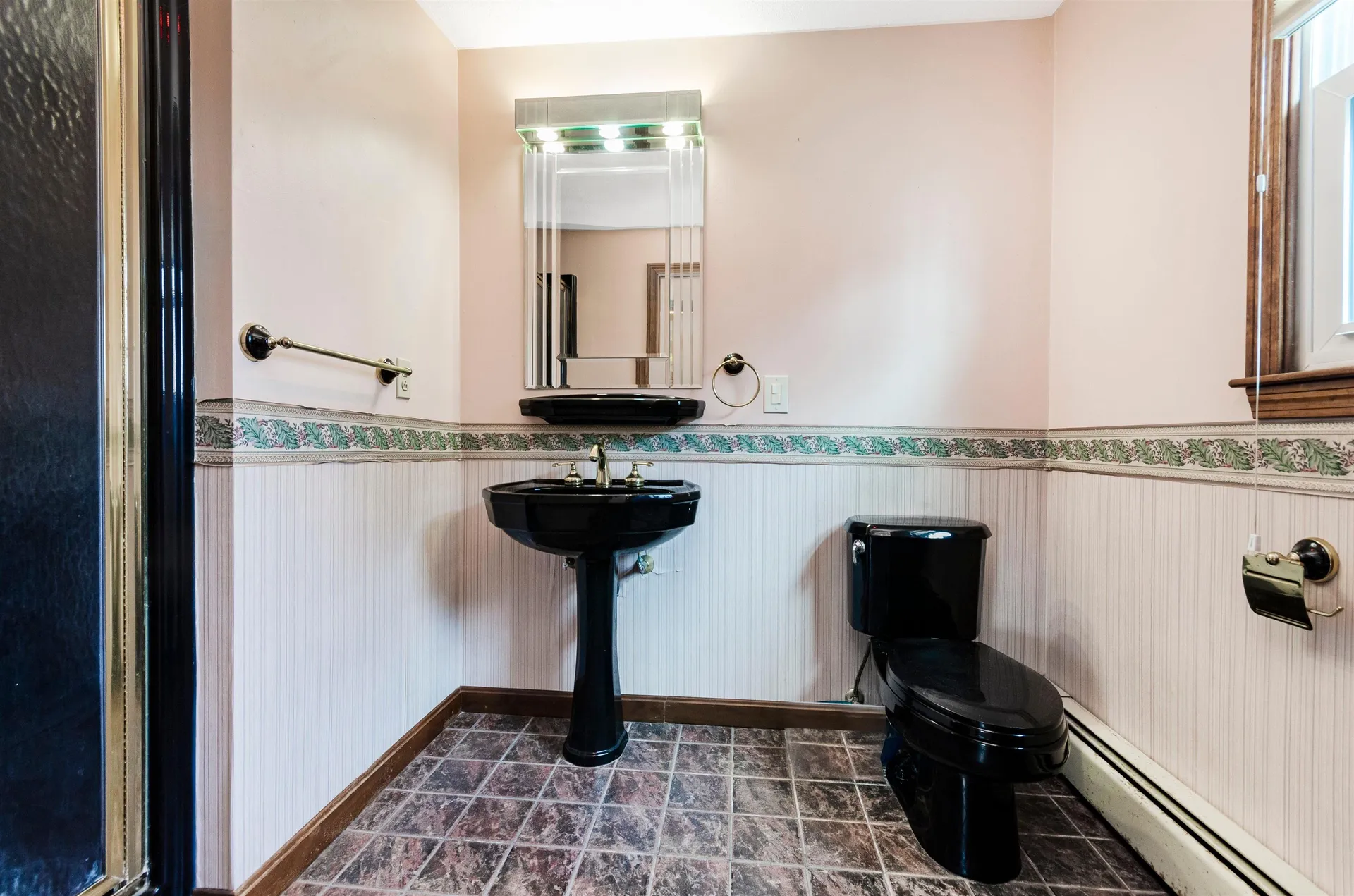 53 Parrish Hill Drive Nashua NH 03063
