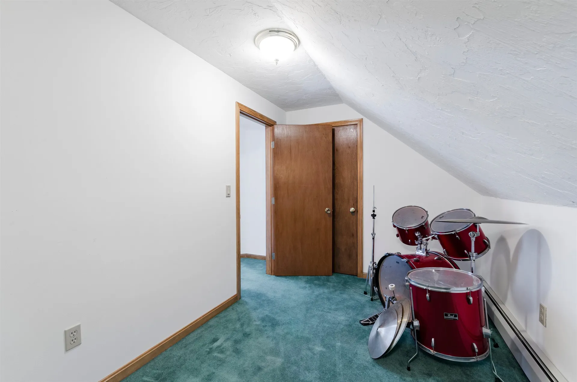 53 Parrish Hill Drive Nashua NH 03063