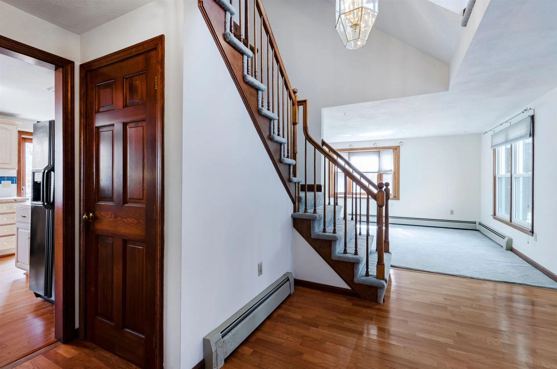 53 Parrish Hill Drive Nashua NH 03063