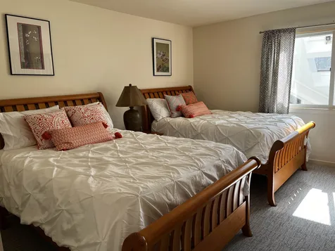 98 Madison Avenue Warren VT 05674