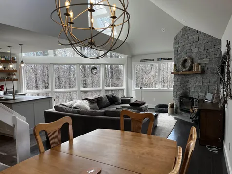 98 Madison Avenue Warren VT 05674
