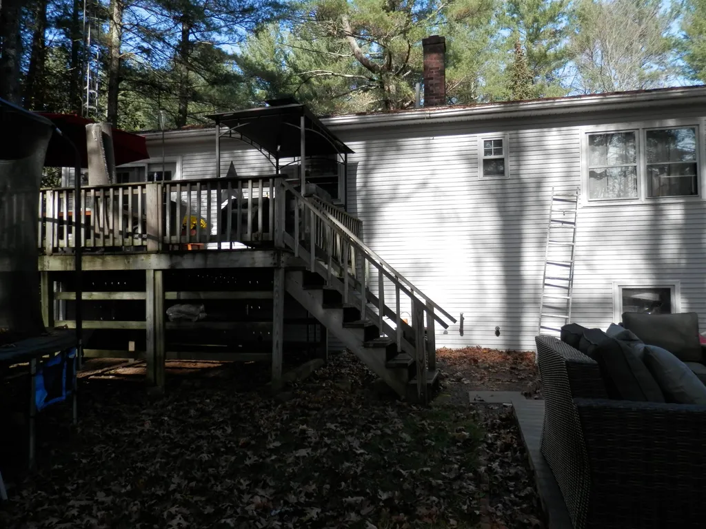 79 Adams Road Londonderry NH 03053