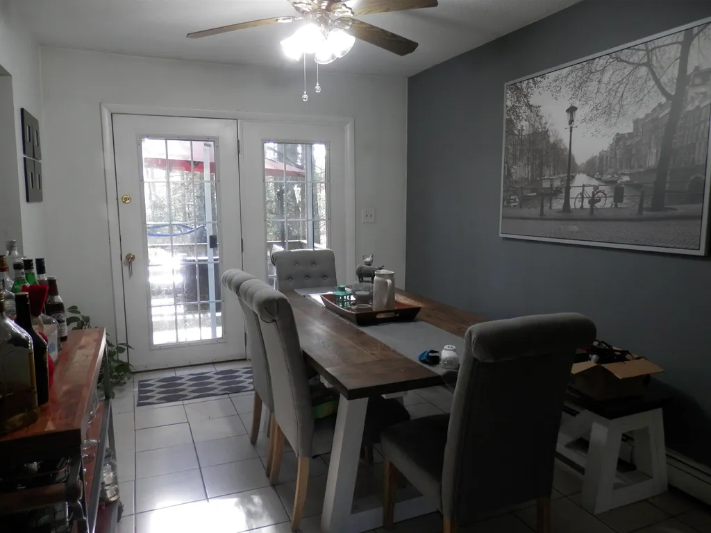 79 Adams Road Londonderry NH 03053