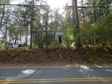 79 Adams Road Londonderry NH 03053