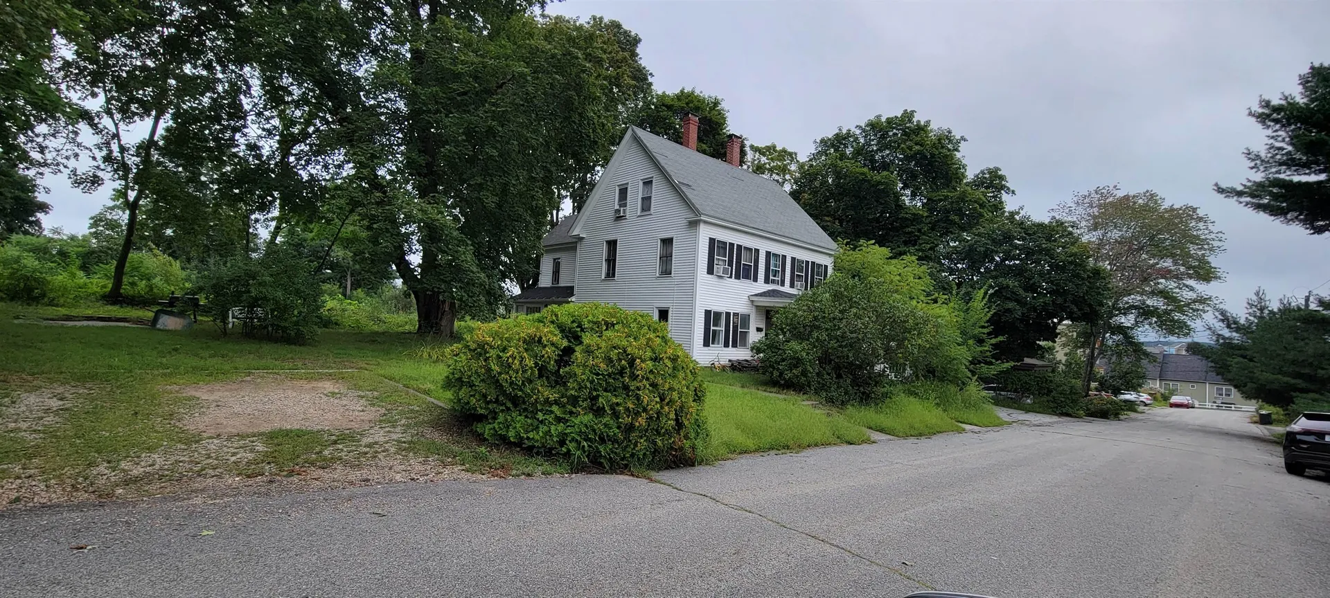 7 Everett Street Derry NH 03038