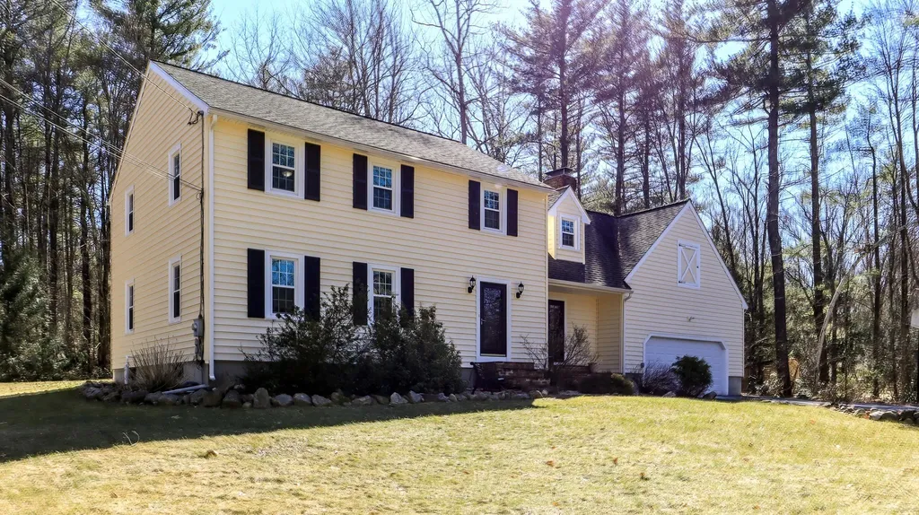 45 Highland Farms Drive Bedford NH 03110