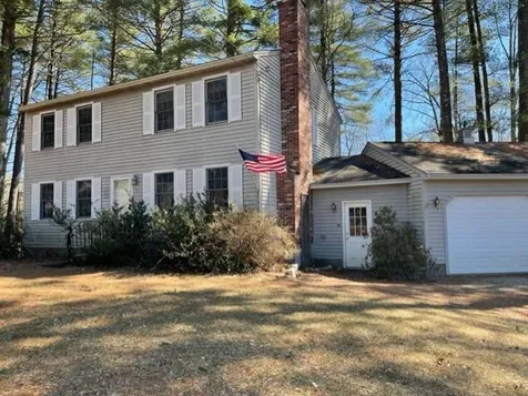 51 Pilgrim Drive Litchfield NH 03052