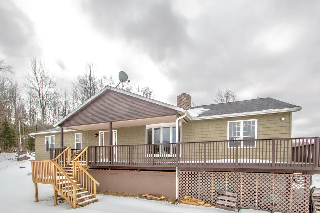 6 Great Rock Road Lancaster NH 03584