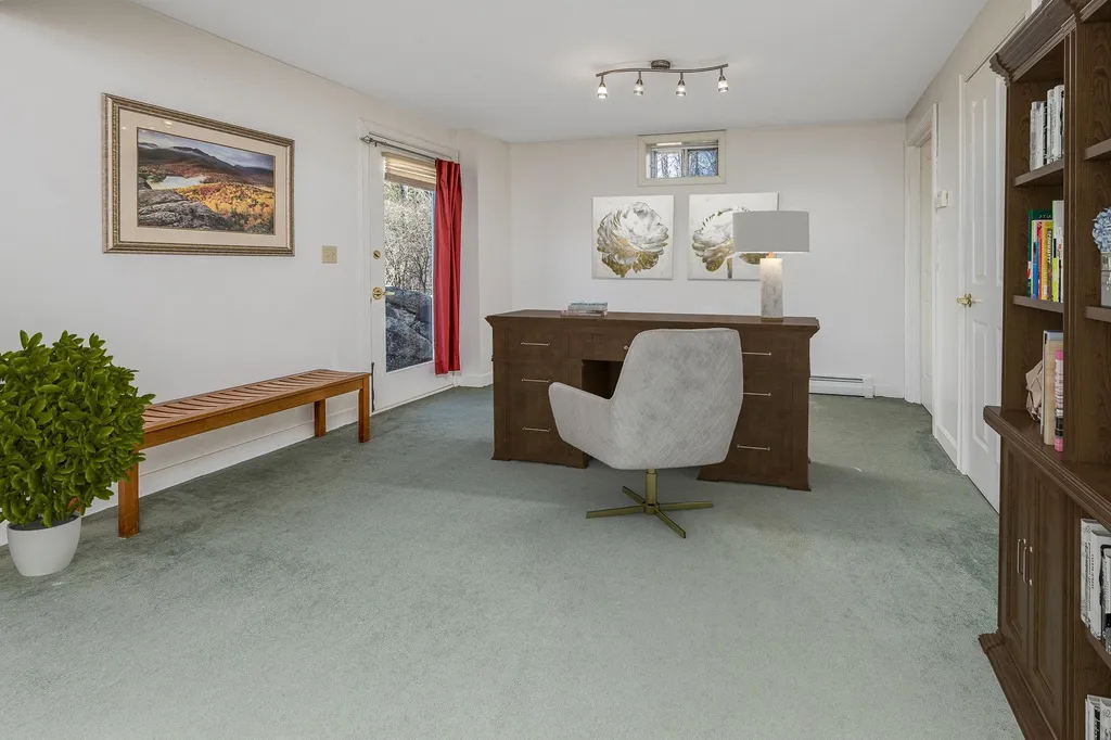 41 Camp Brook Common Hanover NH 03755