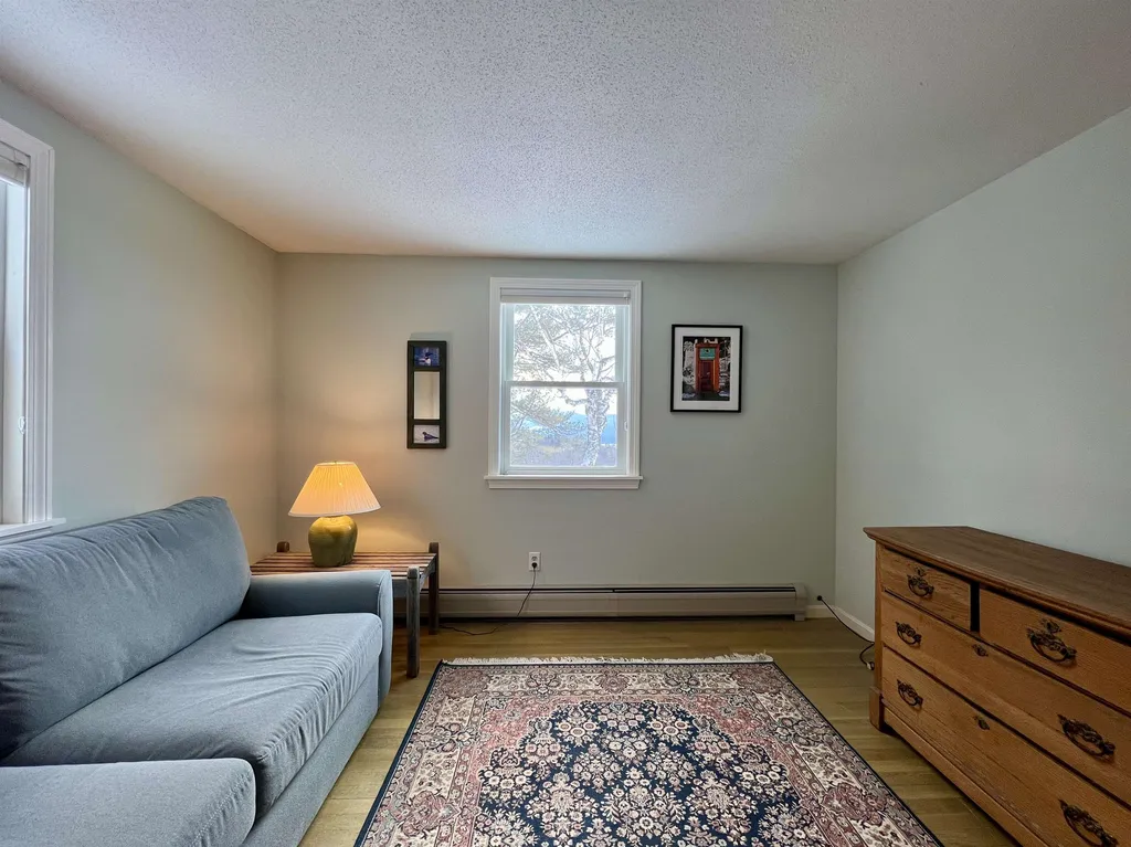 938 Morgan Hill Road New London NH 03257