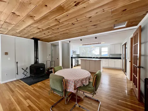 938 Morgan Hill Road New London NH 03257