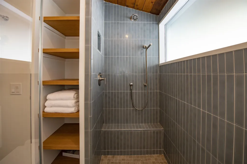 267 Baker Turn Hartford VT 05059