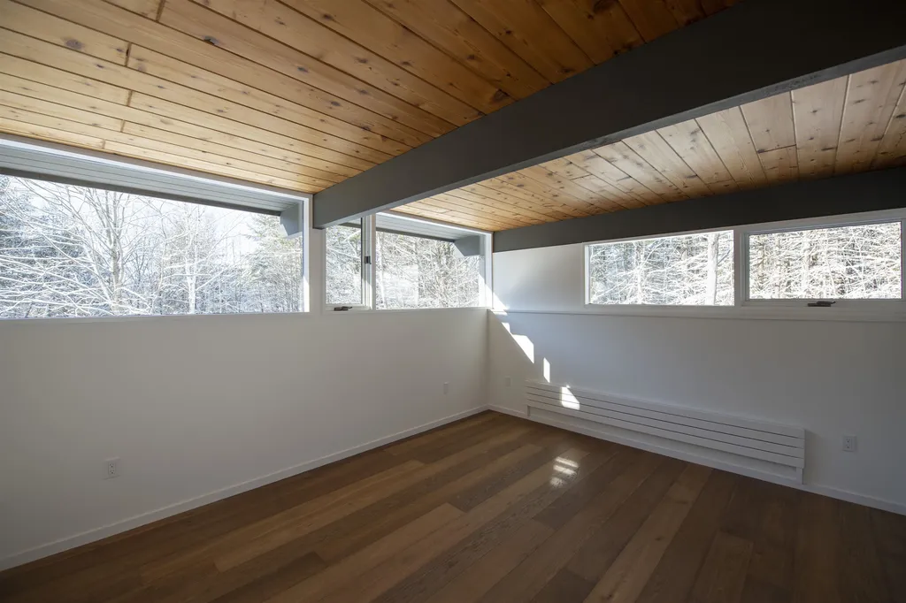 267 Baker Turn Hartford VT 05059
