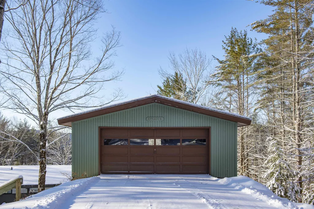 267 Baker Turn Hartford VT 05059