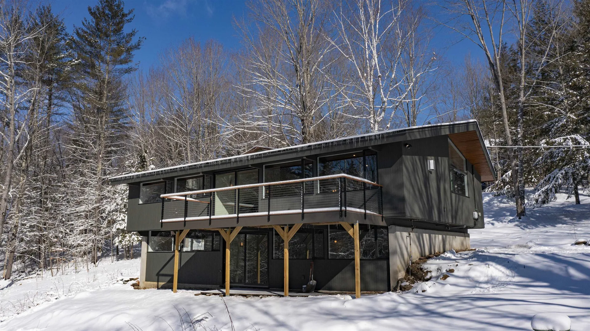 267 Baker Turn Hartford VT 05059