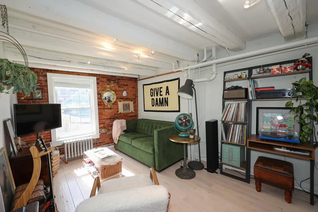 135 Market Street Portsmouth NH 03801