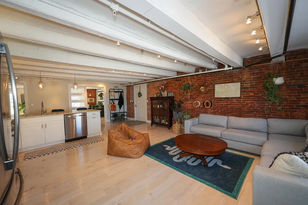 135 Market Street Portsmouth NH 03801