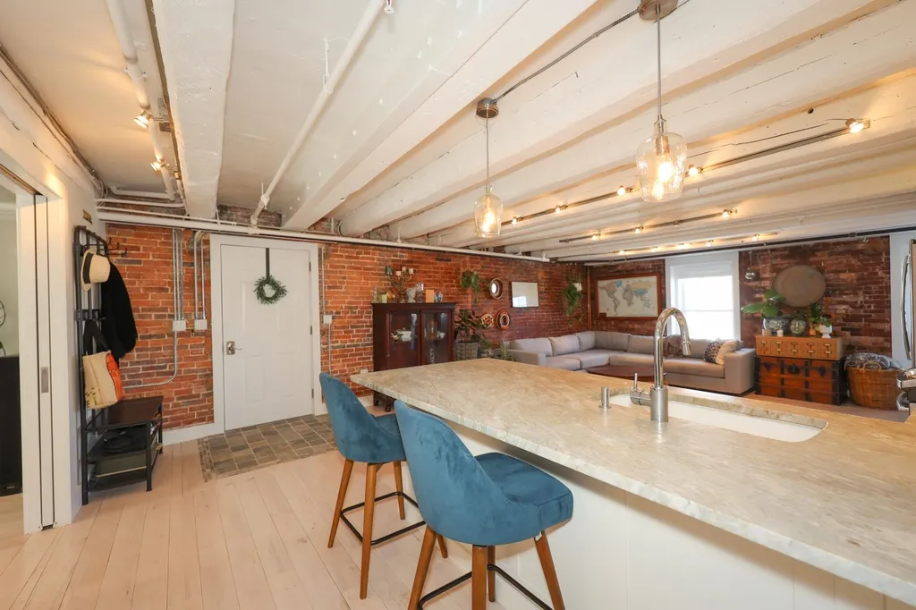 135 Market Street Portsmouth NH 03801