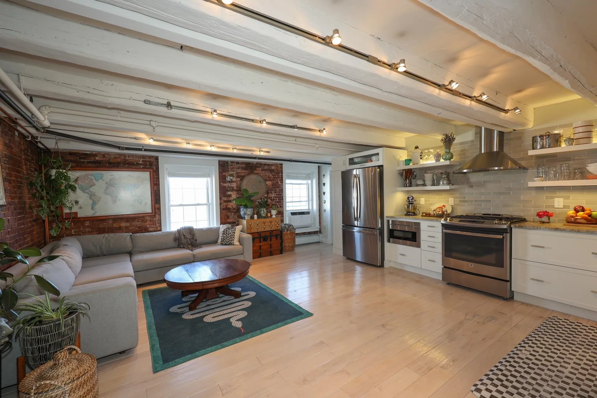 135 Market Street Portsmouth NH 03801
