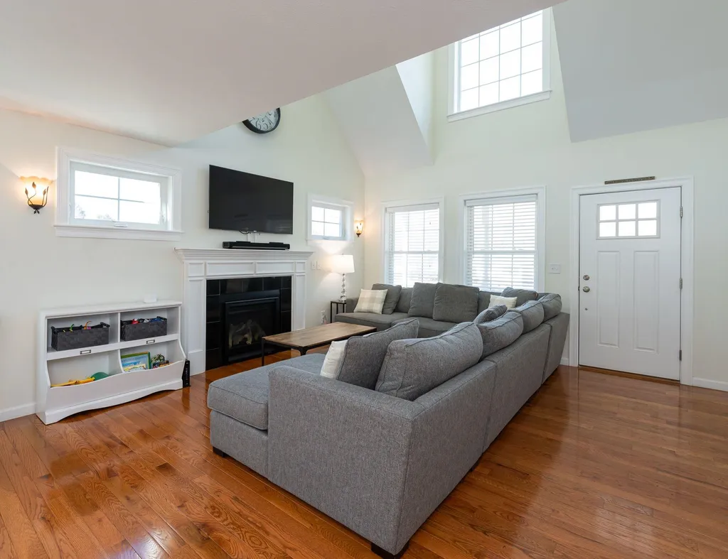 59 Kelly Road Salem NH 03079