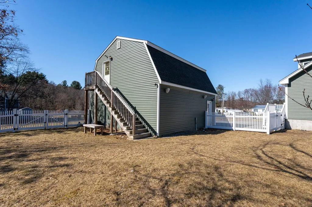 59 Kelly Road Salem NH 03079