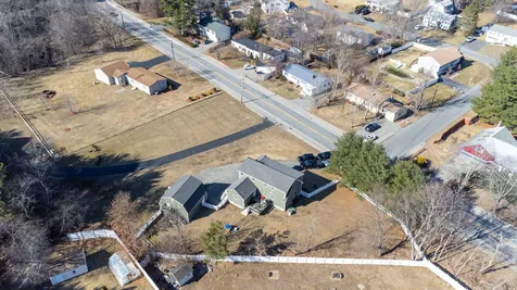 59 Kelly Road Salem NH 03079