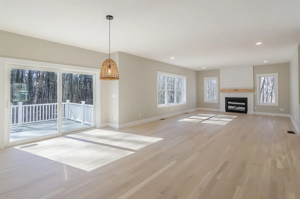 141 Londonderry Road Windham NH 03087