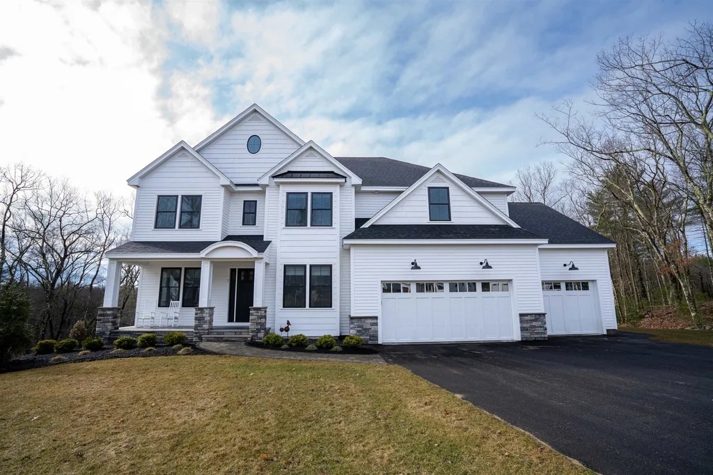 7 Acadia Drive Windham NH 03087