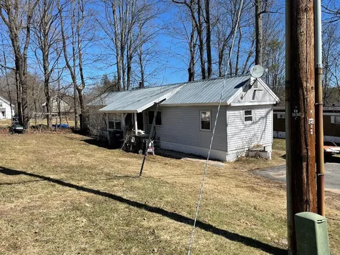 18 Quinn Street Tilton NH 03276