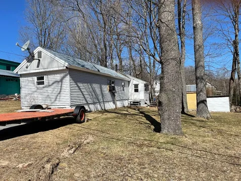 18 Quinn Street Tilton NH 03276