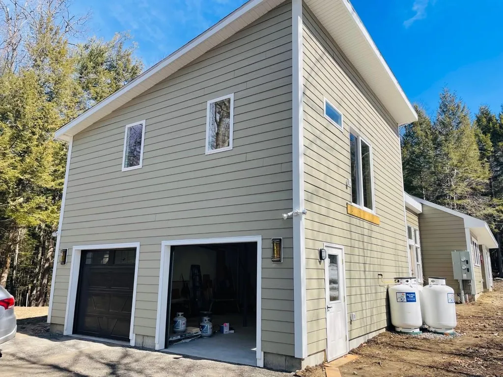 139 Hobart Hill Road Hebron NH 03241