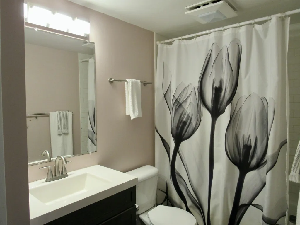 202 Bridges Circle Warren VT 05674