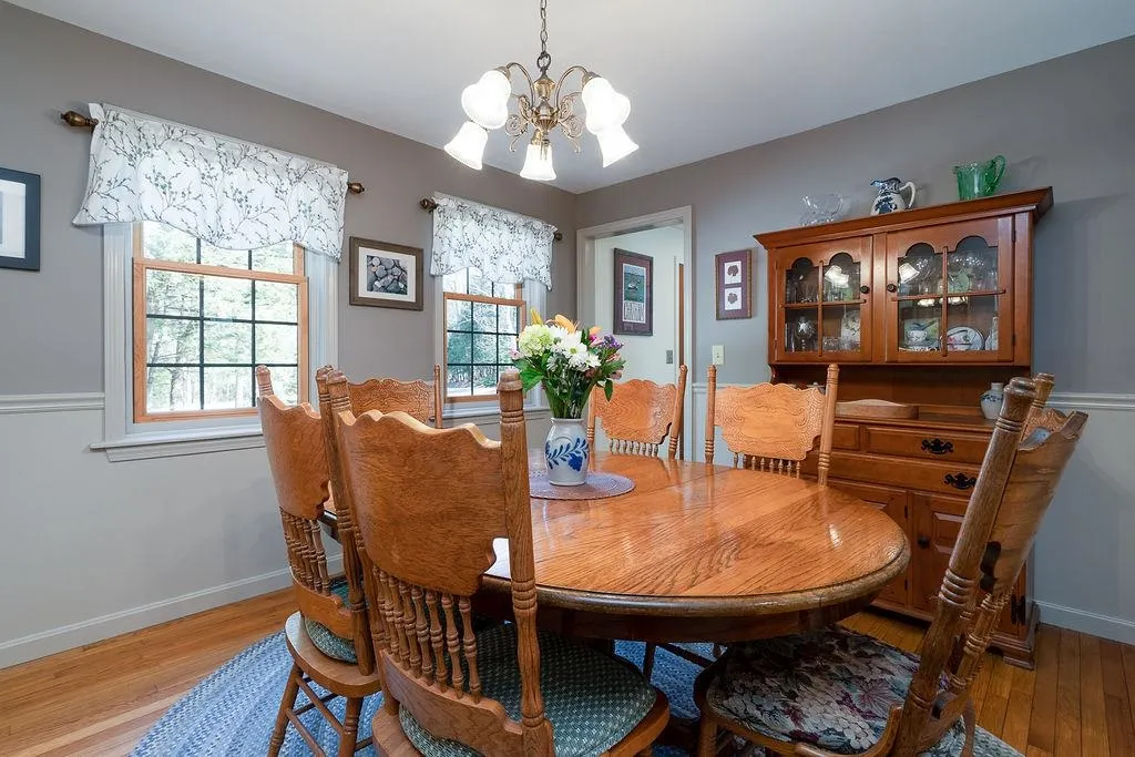 16 Fern Way Madbury NH 03823
