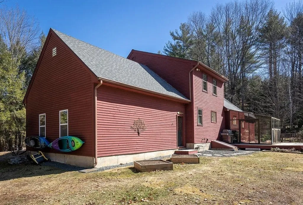 16 Fern Way Madbury NH 03823