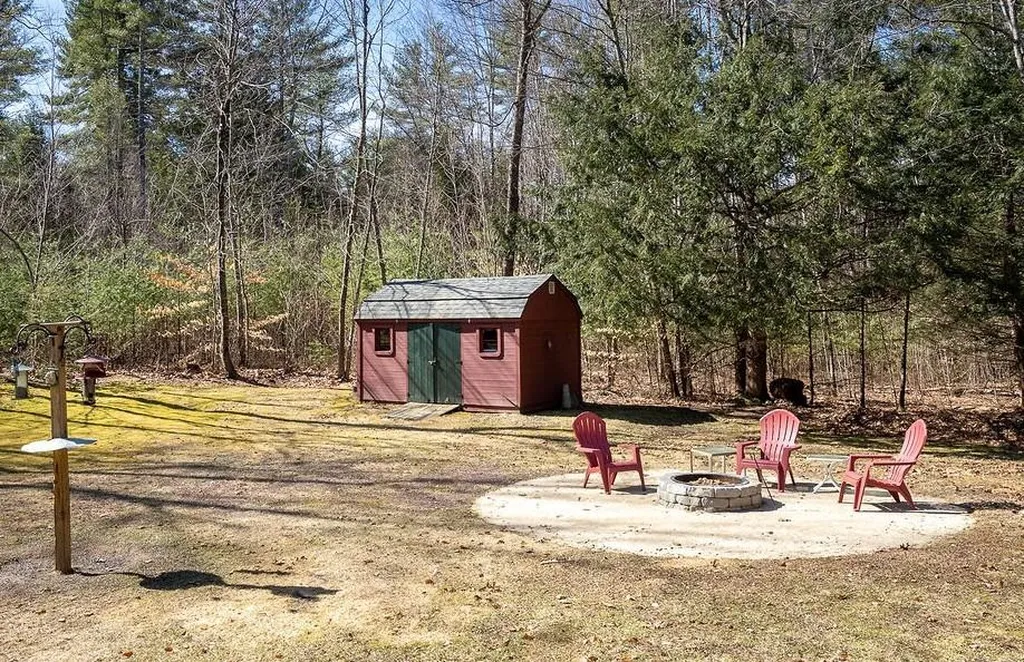 16 Fern Way Madbury NH 03823