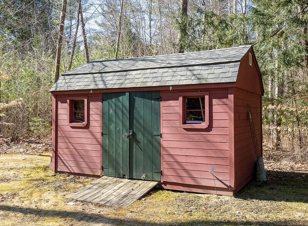 16 Fern Way Madbury NH 03823