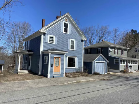 35 Maple Street Somersworth NH 03878